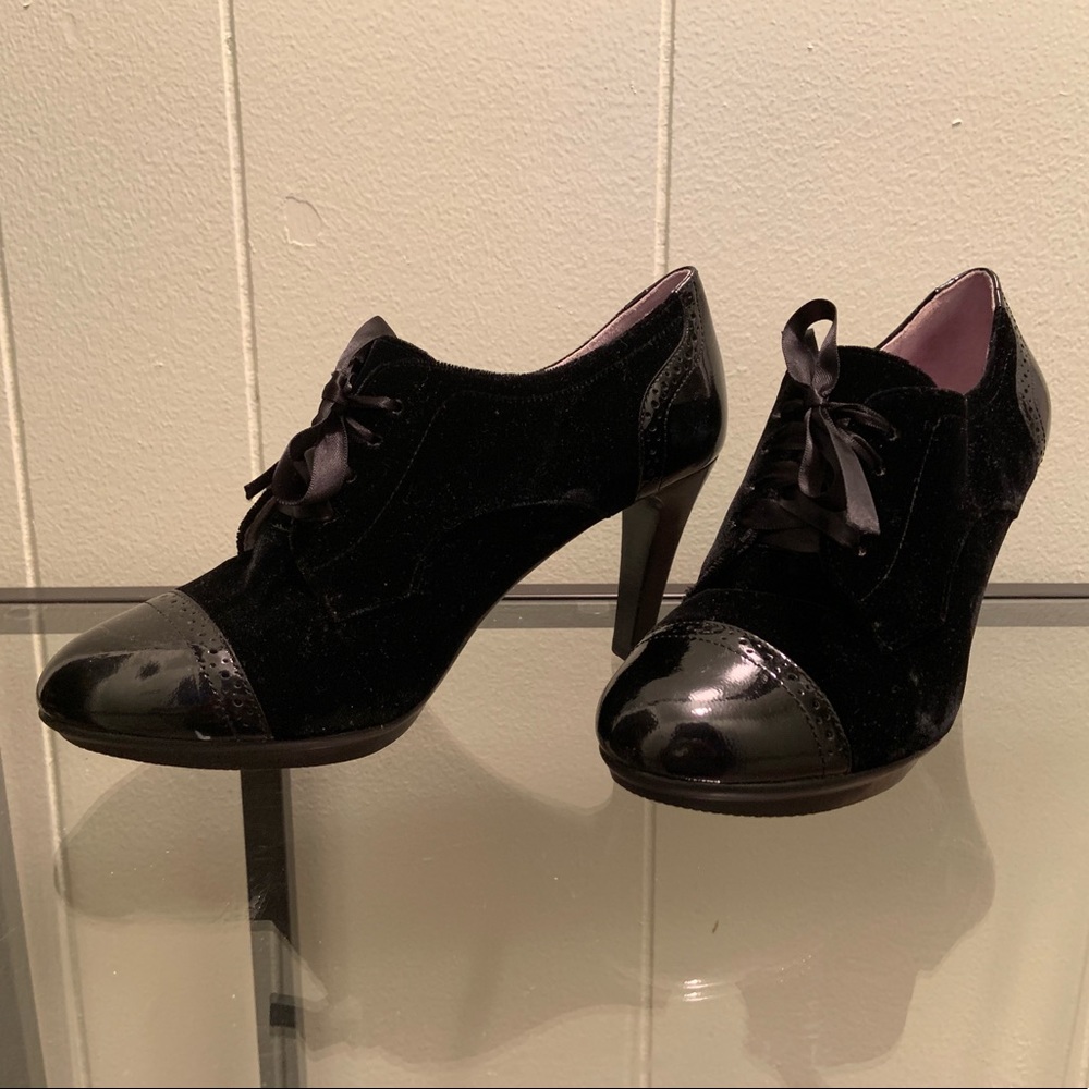 Johnston and Murphy suede bootie